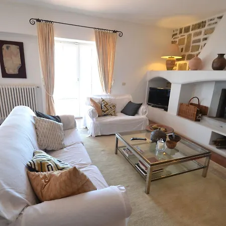 Modern In With Terrace * San Remo